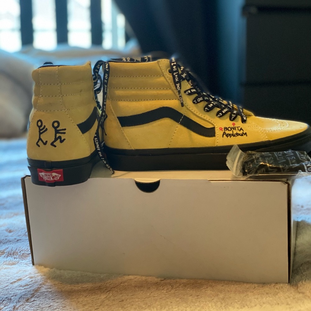 Van SK-8 highs. Tribe called quest.